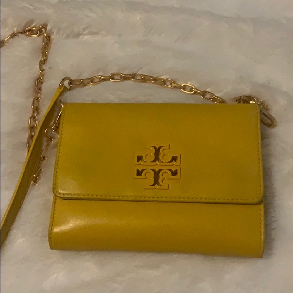 Tory Burch Lily Chain Wallet